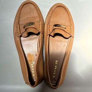 Women’s Size 9 Coach Loafer